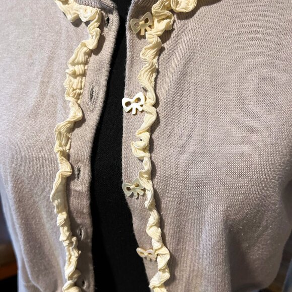 Agnes B lavendar ruffle bow-button cardigan - Picture 4 of 4